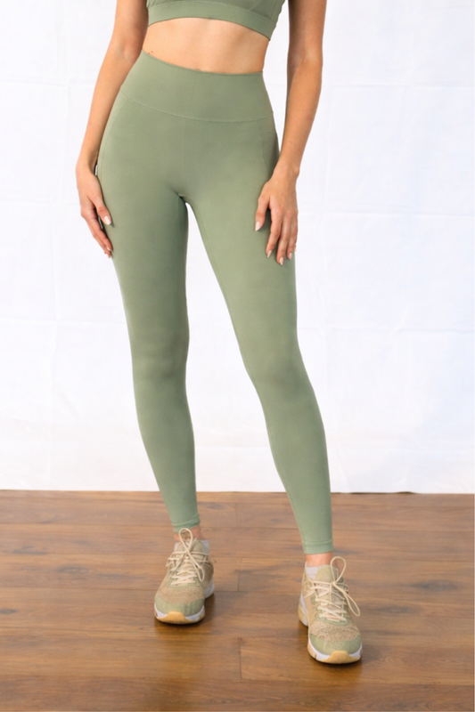 Contour Leggings (Sage Green)