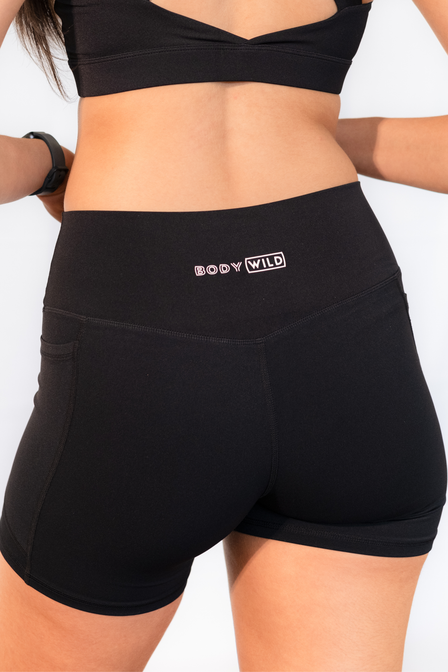Contour Shorts (Black)